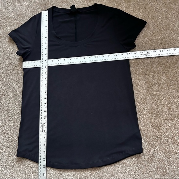 Athleta Cloudlight Stratus Short Sleeve Tee - Picture 6 of 8